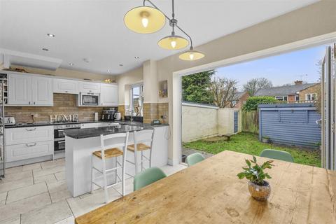 3 bedroom semi-detached house for sale, Copes Shroves, Hazlemere HP15