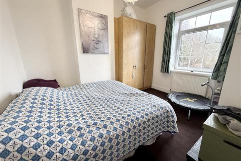 3 bedroom terraced house for sale, Rocks View, Halifax