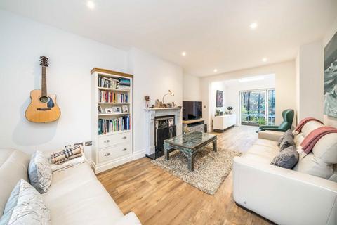 5 bedroom flat to rent, Lytton Grove, London SW15