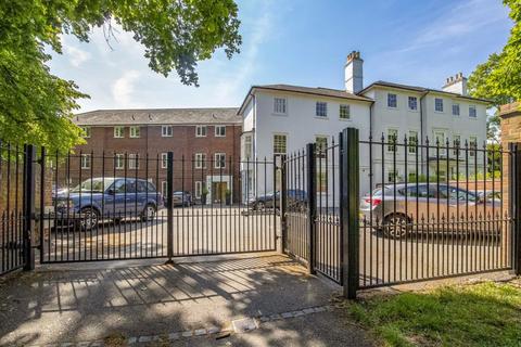 undefined, Weston Green Road, Thames Ditton KT7