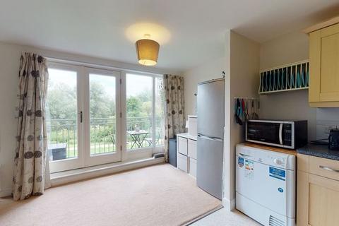 2 bedroom flat for sale, Bingley Court, Canterbury, Kent, CT1