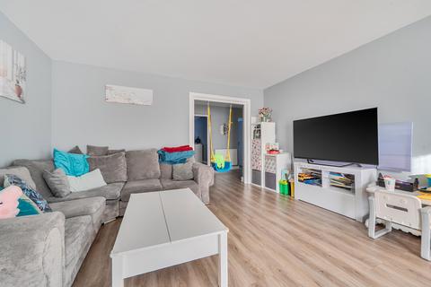Lyonsdown Road, New Barnet, Barnet, EN5