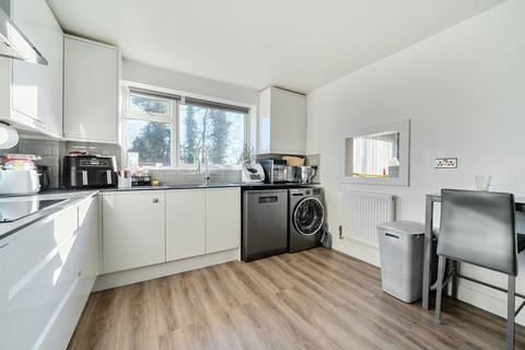 2 bedroom apartment for sale, Lyonsdown Road, New Barnet, Barnet, EN5