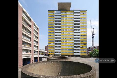 1 bedroom flat to rent, Great Arthur House, London, EC1Y
