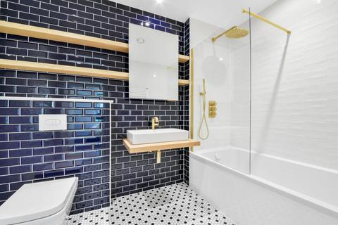 1 bedroom apartment for sale, Agar House, 79 Orchard Place. Goodluck Hope, London, E14