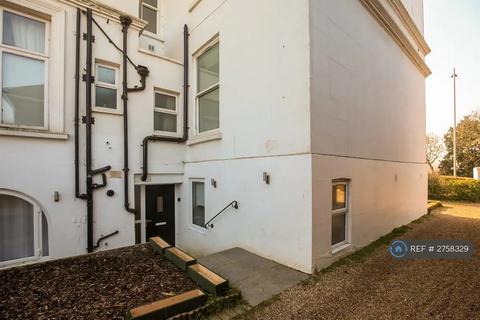 undefined, Portsmouth Rd, Kingston Upon Thames, KT1