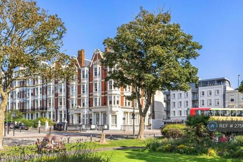 Studio to rent, Holland Road, Hove, BN3