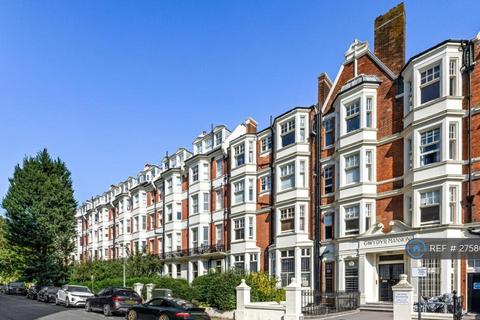 Studio to rent, Holland Road, Hove, BN3