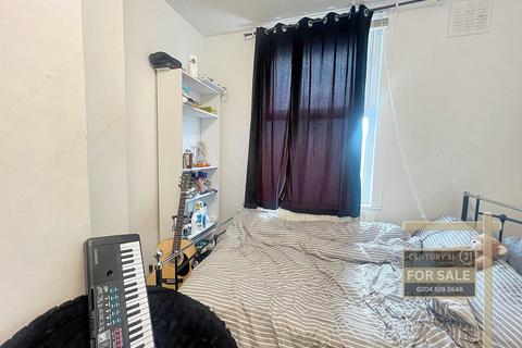 5 bedroom flat for sale, Heston Road, HOUNSLOW TW5