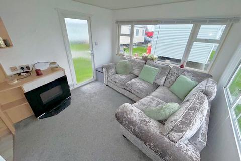 3 bedroom park home for sale, Seawick Holiday Park