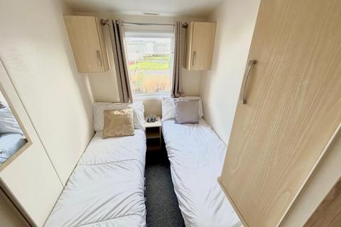 3 bedroom park home for sale, Seawick Holiday Park