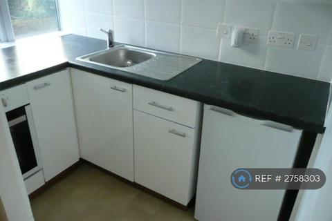 1 bedroom flat to rent, Brook End, Guildford, GU5