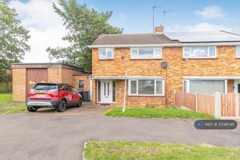3 bedroom semi-detached house to rent, Middlesex Drive, Bletchley, Milton Keynes, MK3