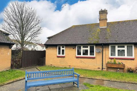 1 bedroom bungalow for sale, 7 Russell Close, Crayford, Dartford, Kent, DA1 4PU