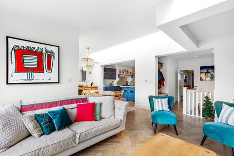 5 bedroom terraced house for sale, Ellerton Road, Magdalen Estate, SW18