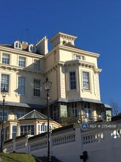 1 bedroom flat to rent, Tower House, Richmond, TW9