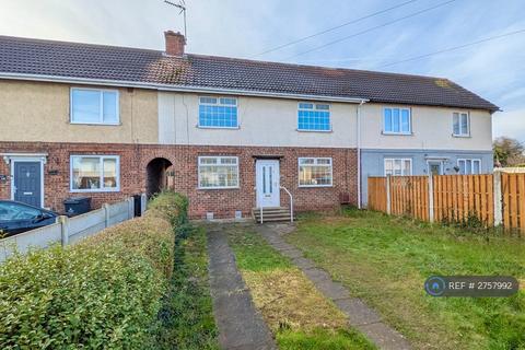 3 bedroom terraced house to rent, Third Avenue, Woodlands, Doncaster, DN6