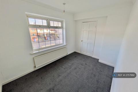 3 bedroom terraced house to rent, Third Avenue, Woodlands, Doncaster, DN6