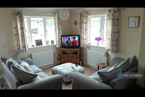 2 bedroom semi-detached house to rent, Mcnaughton Court, Stirling, FK8