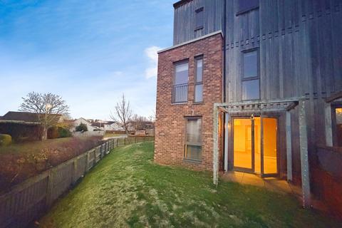 4 bedroom townhouse to rent, Lang Rigg, Edinburgh, EH30