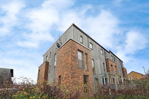 4 bedroom townhouse to rent, Lang Rigg, Edinburgh, EH30