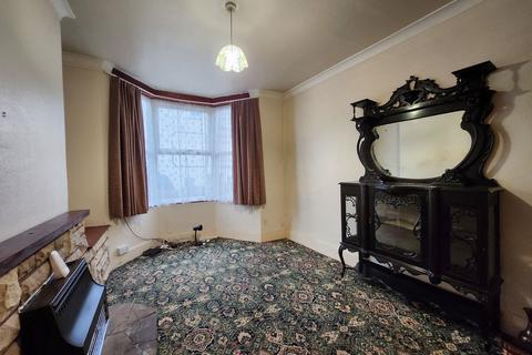 2 bedroom end of terrace house for sale, Winstanley Crescent, Ramsgate CT11