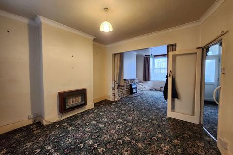 2 bedroom end of terrace house for sale, Winstanley Crescent, Ramsgate CT11