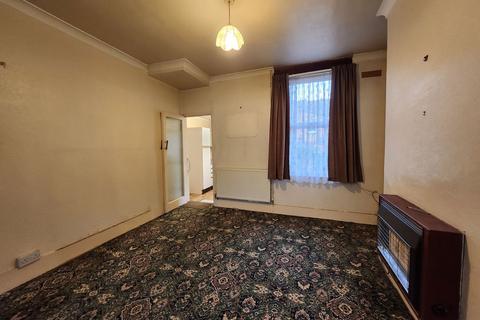 2 bedroom end of terrace house for sale, Winstanley Crescent, Ramsgate CT11