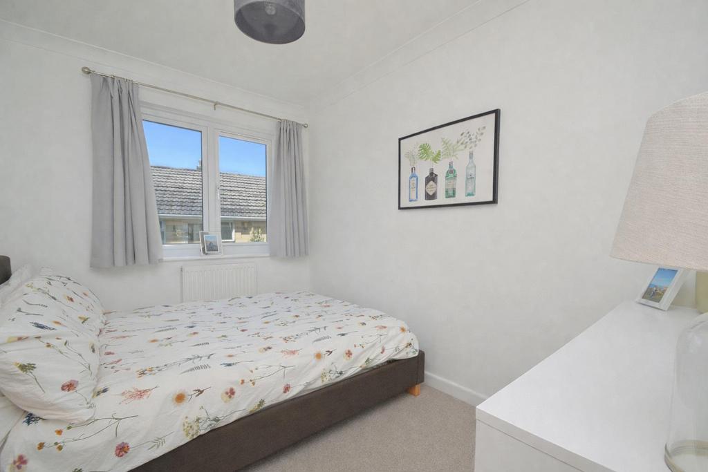 Bed3.jpg