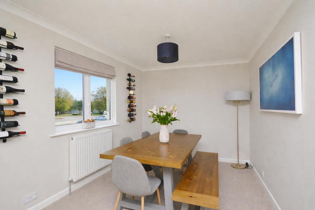 Dining Area.jpg