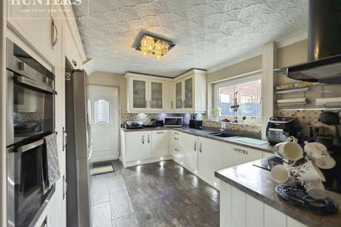 undefined, Lulworth Close, Barnsley