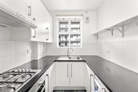 3 bedroom flat for sale, Antenor House, Old Bethnal Green Road, London