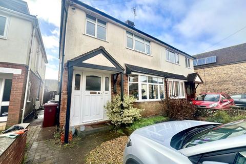 3 bedroom semi-detached house to rent, Cleveland Road, Chichester
