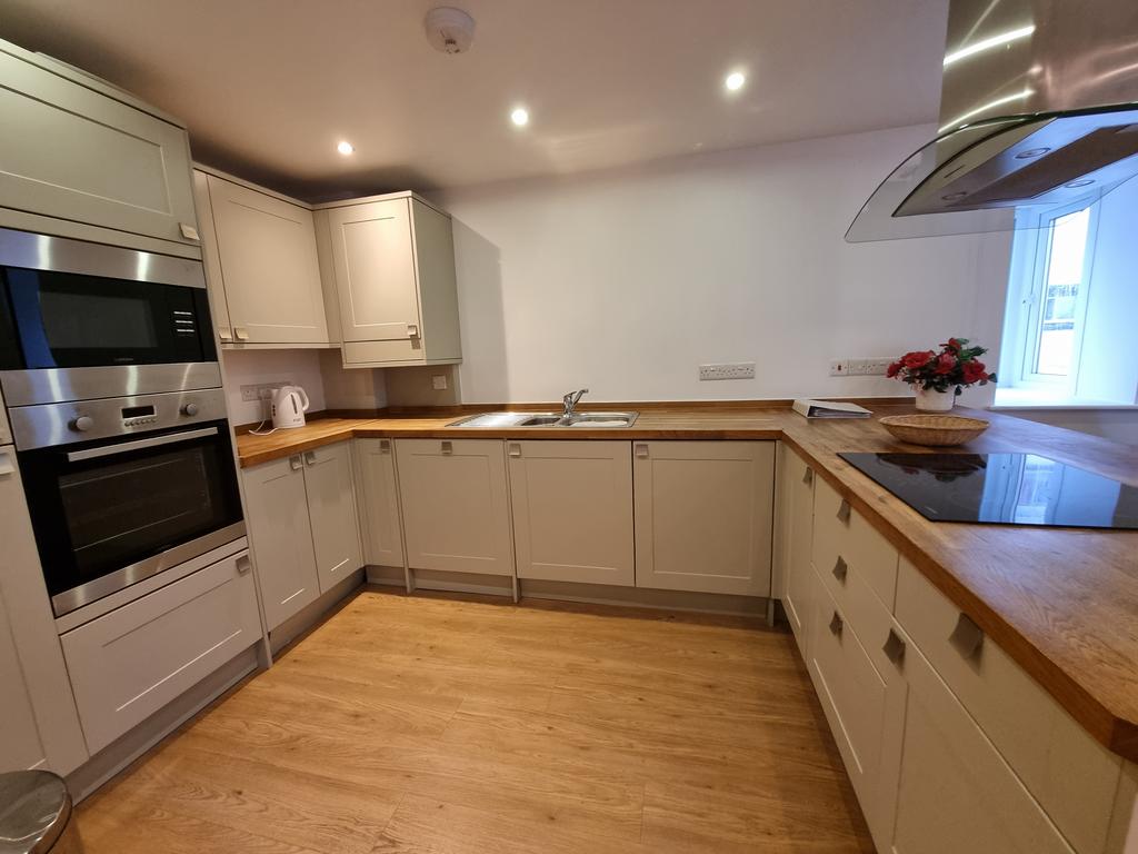 2 bedroom flat to rent