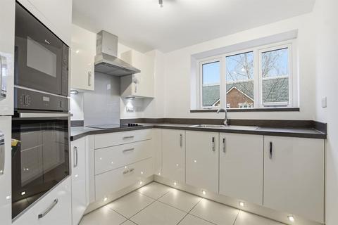 1 bedroom apartment for sale, Churchfield Road, Walton-On-Thames, KT12 2FR