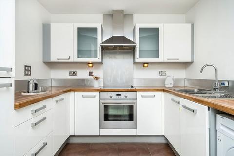 2 bedroom flat for sale, Seagull Lane, London E16