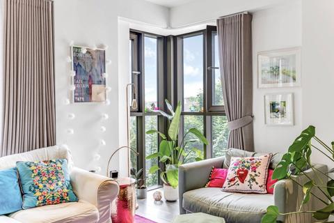 1 bedroom apartment for sale, Swiss Terrace, Swiss Cottage