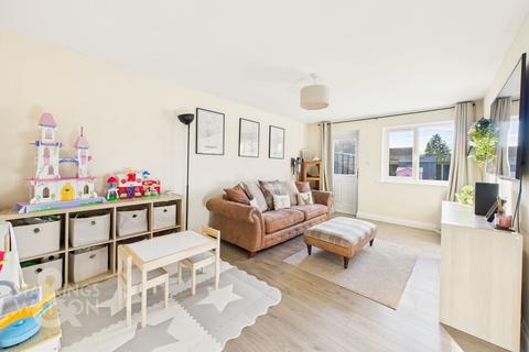 2 bedroom semi-detached bungalow for sale, Oaklands Close, Attleborough, Wymondham