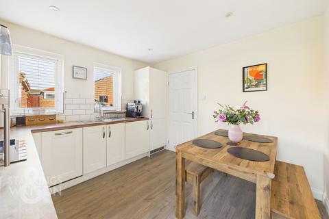 undefined, Oaklands Close, Attleborough