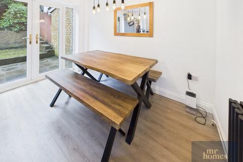 undefined, Lon-Y-Garwa, Caerphilly, CF83