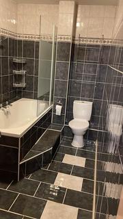 2 bedroom flat to rent, London Road, Romford RM7