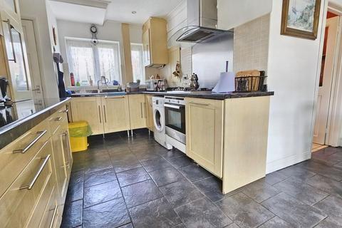 3 bedroom terraced house for sale, Poplar Road, Cardiff, CF5