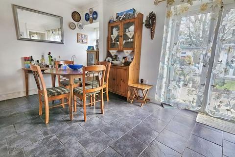 3 bedroom terraced house for sale, Poplar Road, Cardiff, CF5
