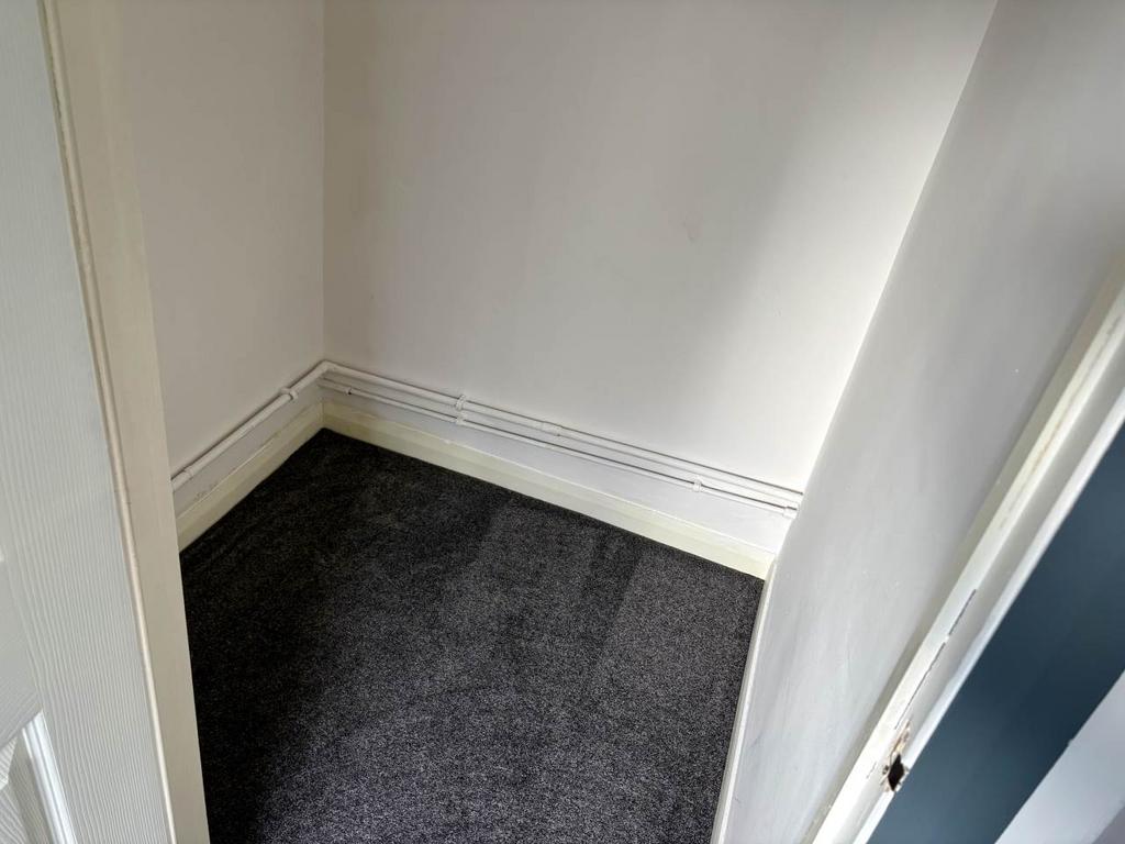 Bed 3 cupboard