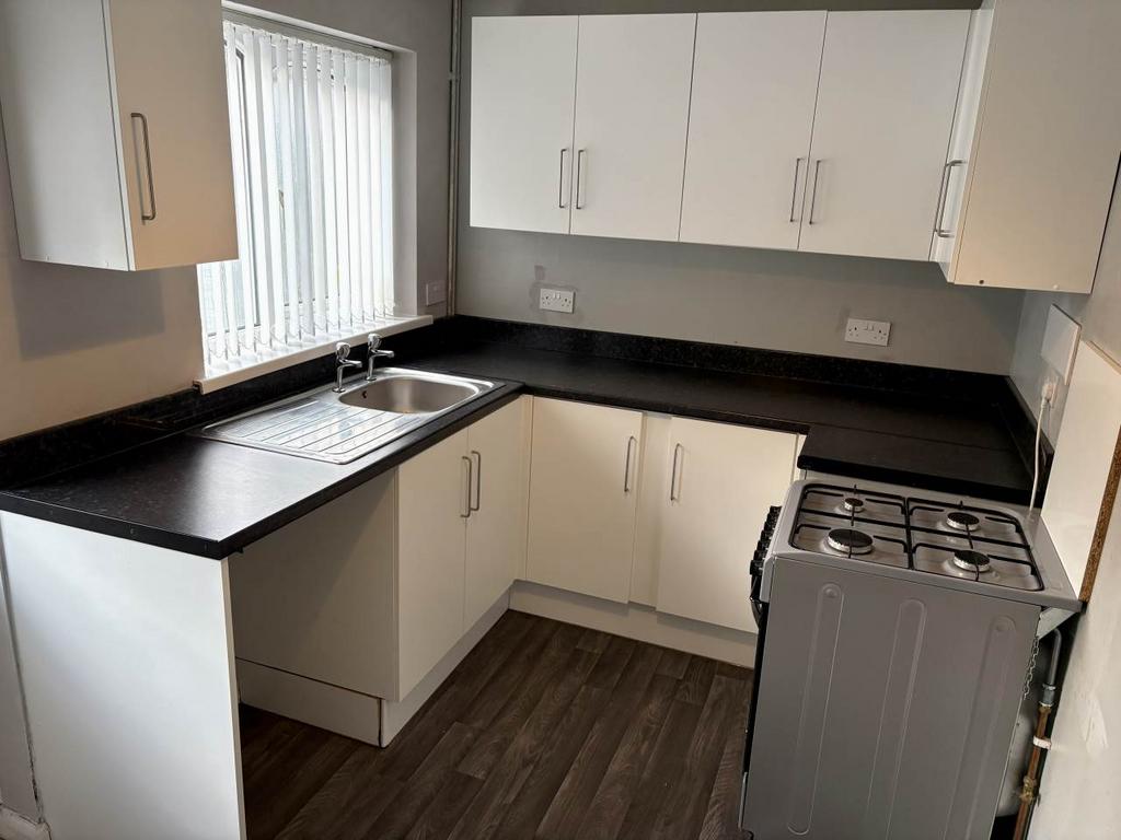 Kitchen 1