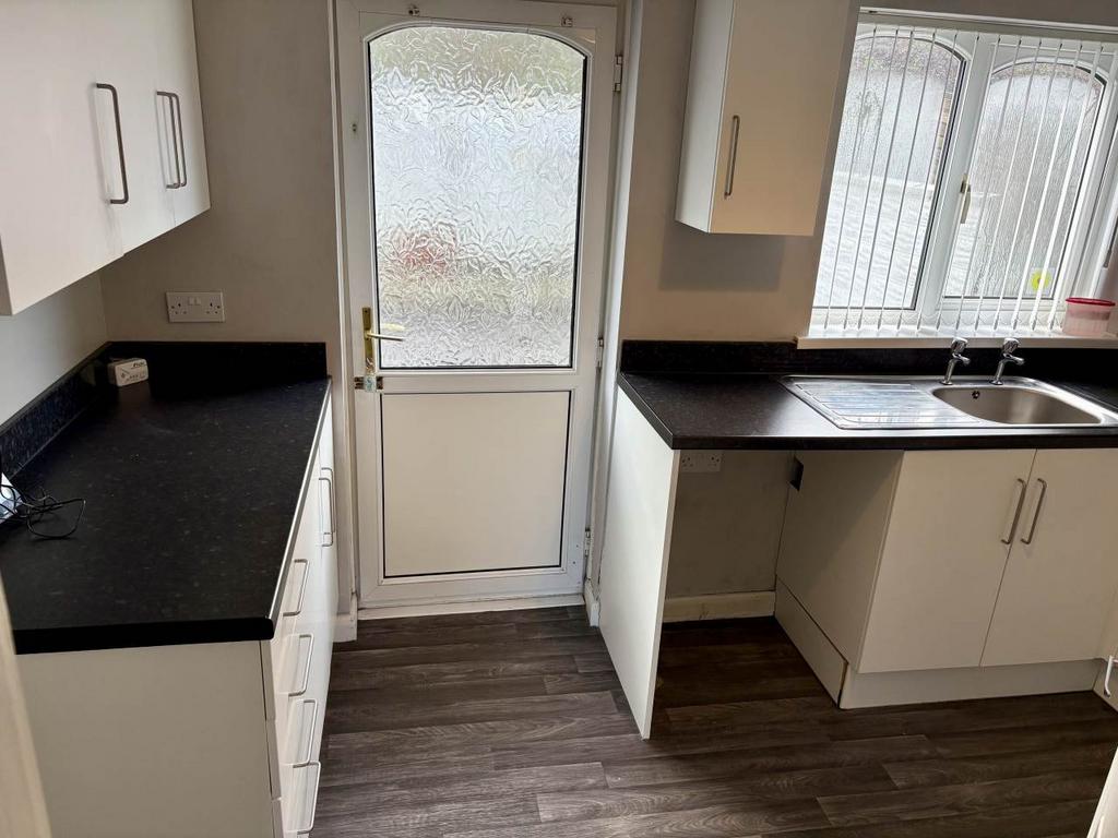 Kitchen 3