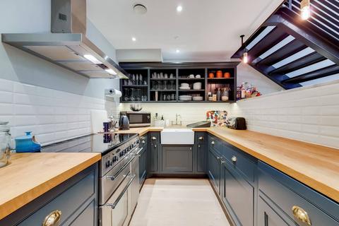 2 bedroom house for sale, Northbourne Road, Clapham, London, SW4