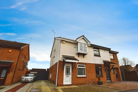 2 bedroom semi-detached house for sale, Howdale Road, Hull