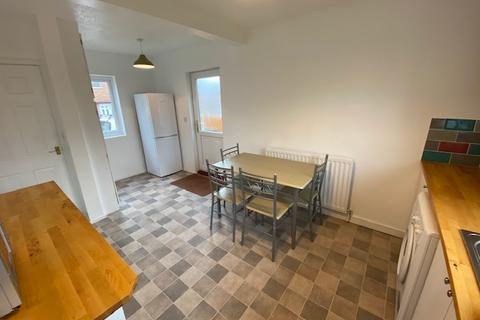 3 bedroom semi-detached house to rent, Moorside, Spennymoor, Co. Durham DL16 7DZ