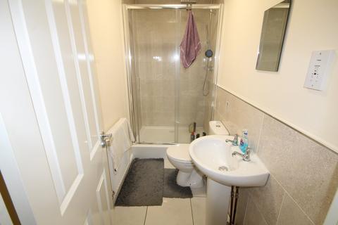 1 bedroom house of multiple occupation to rent, Knox Road, Wellingborough, NN8